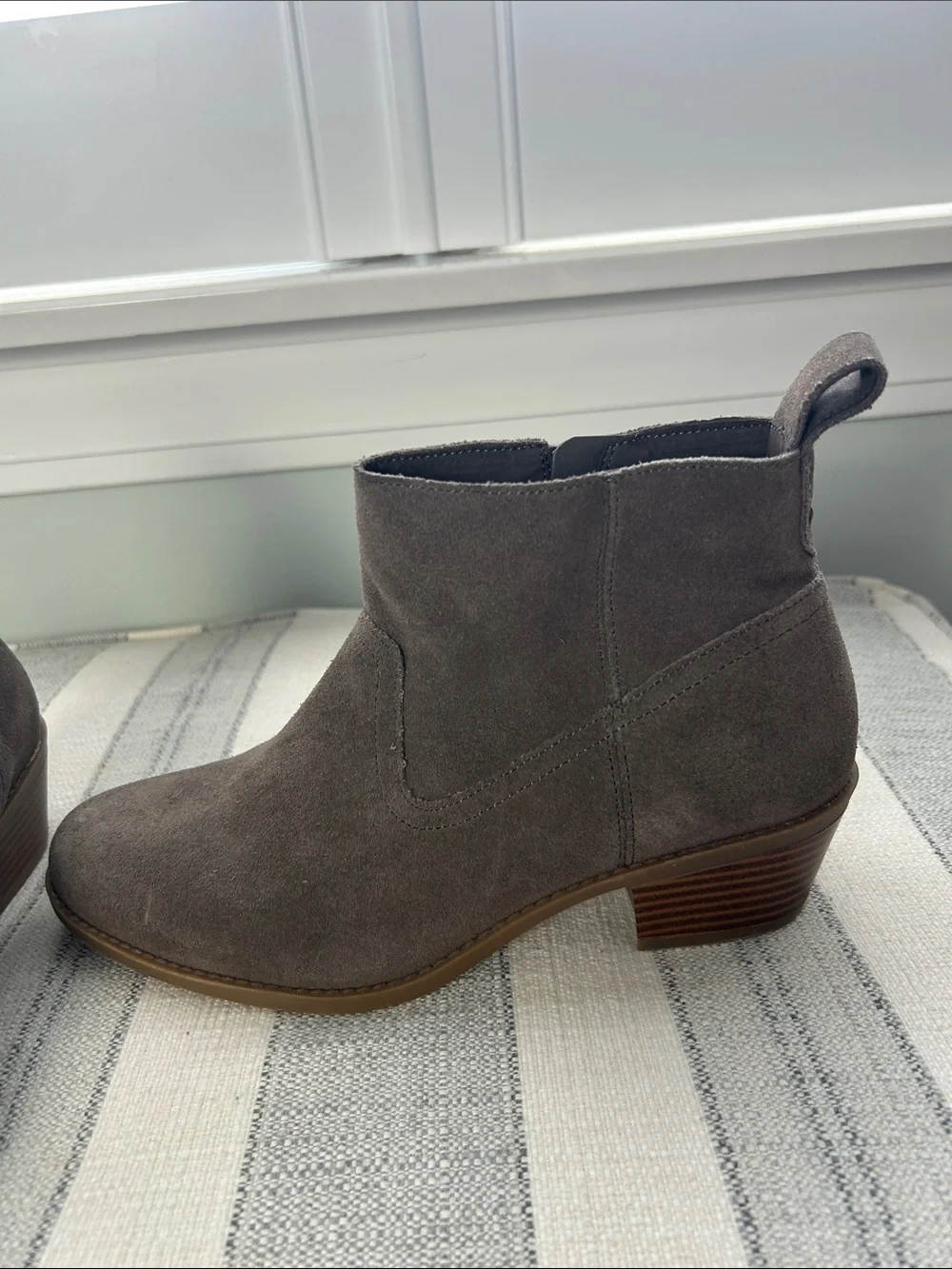 Vionic Brown Suede Ankle Booties
